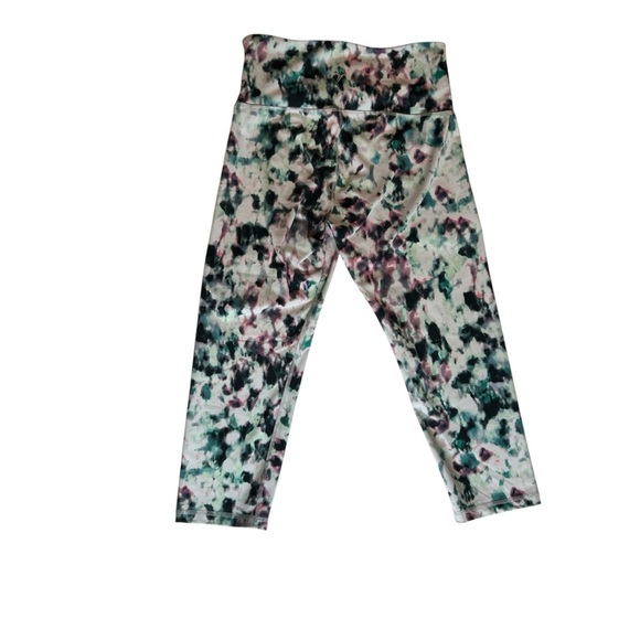 Bundle of Two Old Navy Active Go-Dry Pants – Abstract Print and Black, Size M - Picture 5 of 16